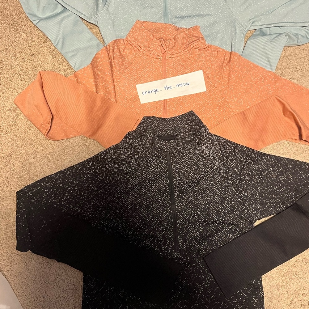 Lululemon Rest Less Cropped Half-Zip - Picture 3 of 3